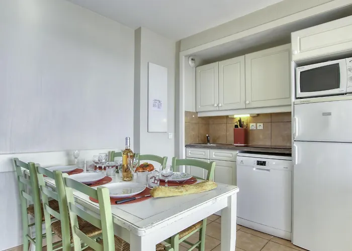 Apartment Les Rivages De Coudouliere-27 By Interhome